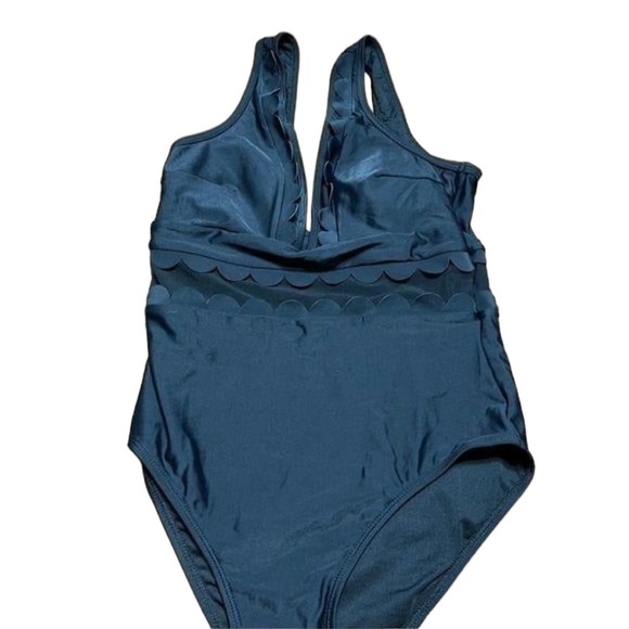 NWT Cupshe Solid Black V-Neck One Piece Swimsuit XS - Picture 4 of 9